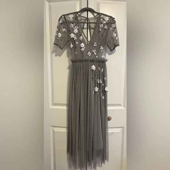 ASOS Gray Dress with White Floral Details - Picture 2 of 6